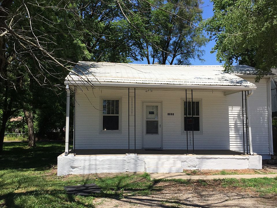 2nd image of 2031 E Converse Ave