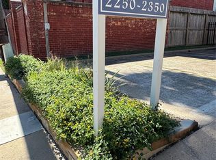 2250 Bering Dr, Houston, TX 77057