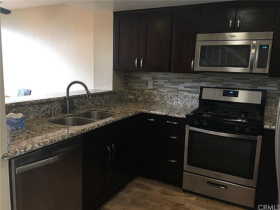 3rd image of 1024 S Mountain Ave