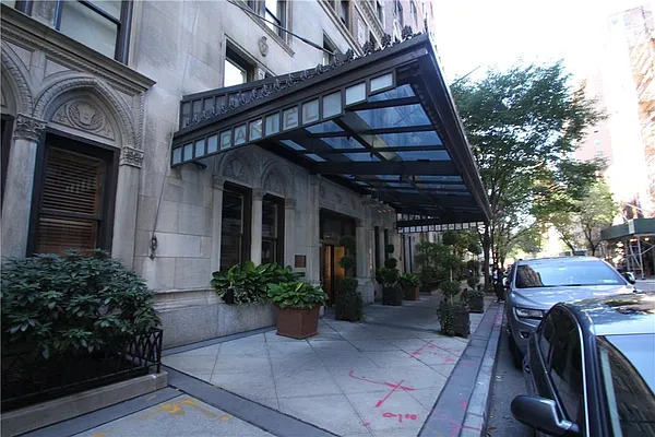 Rented by William B. May | media 69