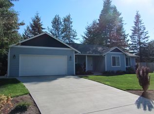 4883 Seafair Dr, Blaine, WA 98230