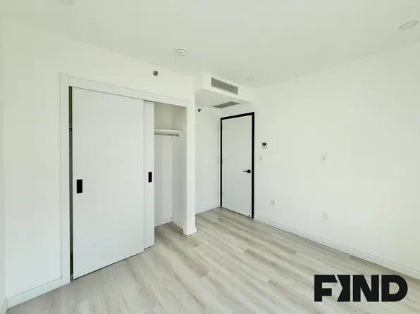 5306 9th Avenue image 15 of 22