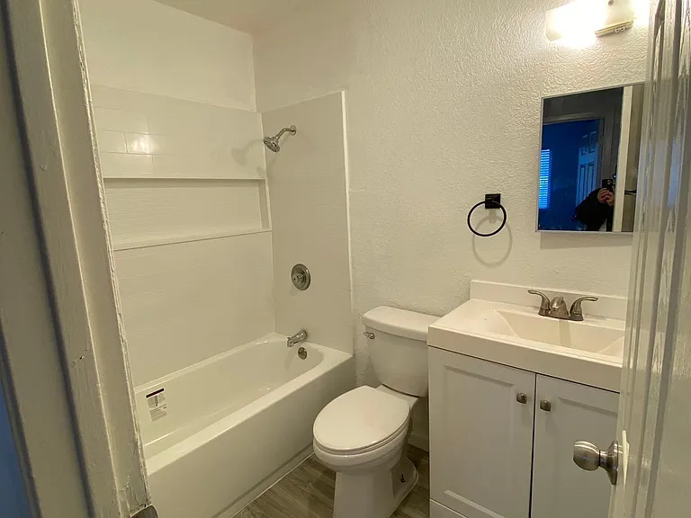 3501 Gatewood Ln — Photo 9