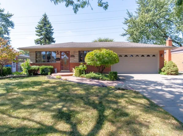 27207 Huntington Dr, Warren, MI 48088