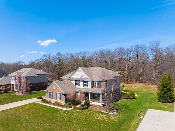 4th image of 3218 Park Meadow Dr
