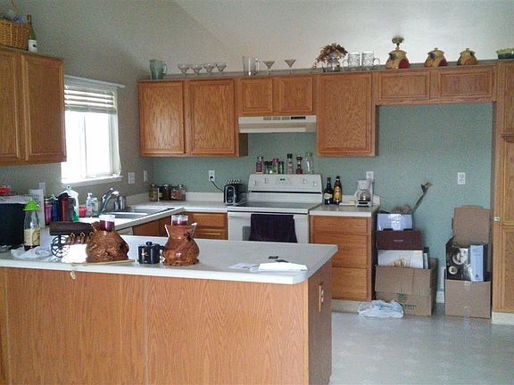 2nd image of 5911 Poinsettia Ct