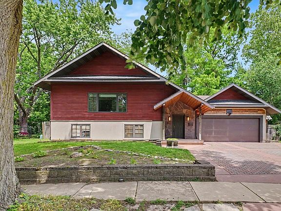2nd image of 2304 E Shurts Cir