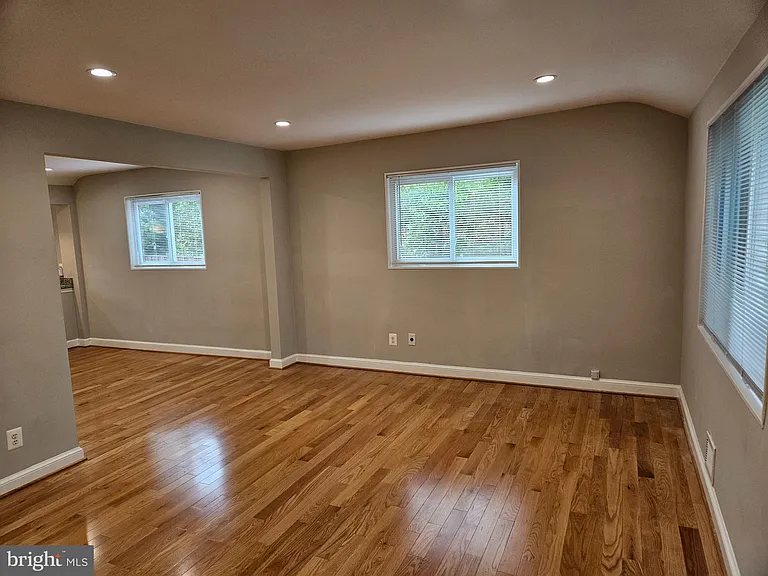11102 Bucknell Dr — Photo 6