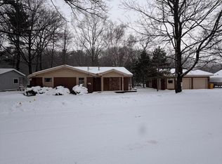 9690 W Silver Lake Rd, Mears, MI 49436