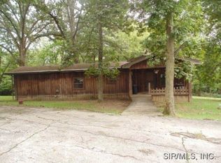 12070 Young Rd, Irving, IL 62051