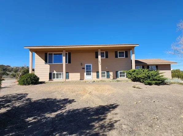 709 Milda Ave, Gallup, NM 87301