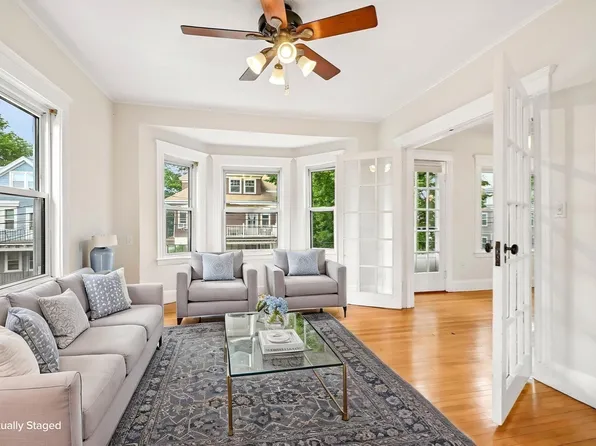 29 Grafton St #2, Arlington, MA 02474