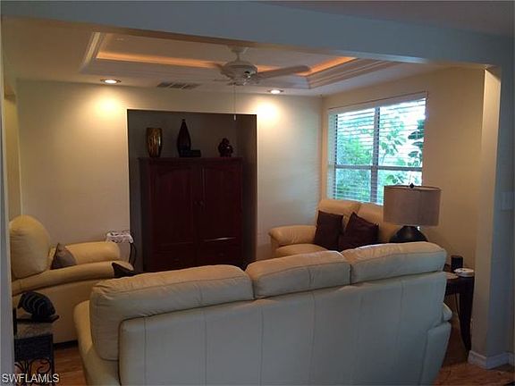 2nd image of 518 Magnolia Ave