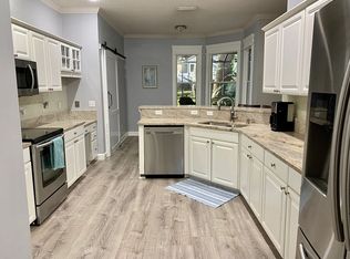11736 Seaview Dr, Jacksonville, FL 32225