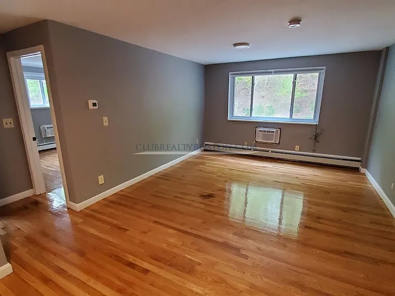 357 Faneuil St #10 — Photo 5