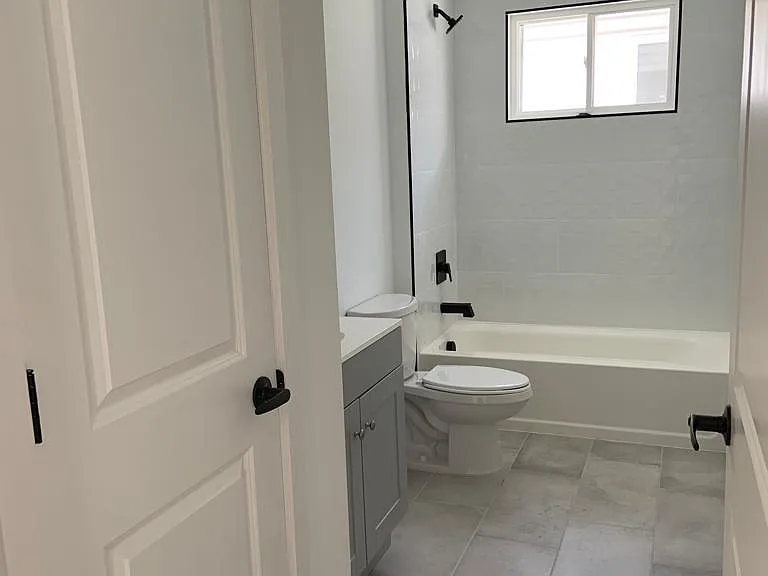 730 Seaport Dr — Photo 24