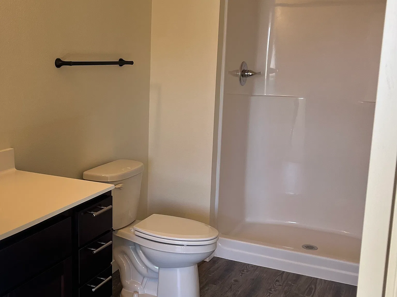 Charming 2-Bedroom Apartment with attached garage in Glenwood, MN — Photo 4