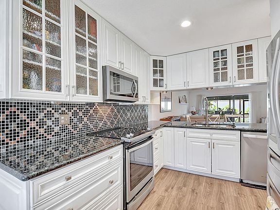 3rd image of 4320 N Palm Forest Drive #4320