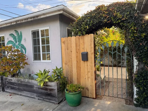 1325 Urania Ave #B, Encinitas, CA 92024