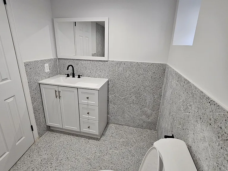 4229 Richmond Ave #1 — Photo 12