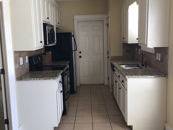 4th image of 917 Homewood Dr Unit 5