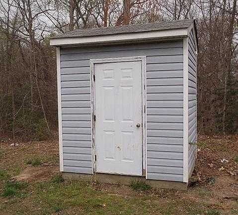 Detached storage shed