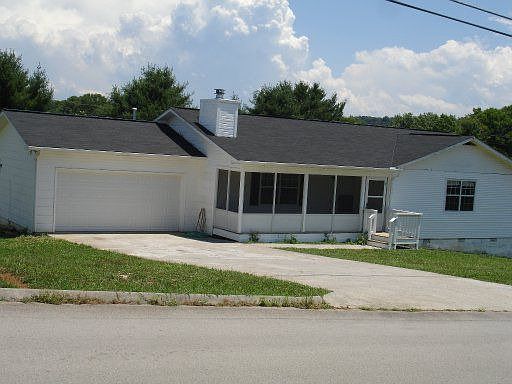 1st image of 106 Golden Rod Dr