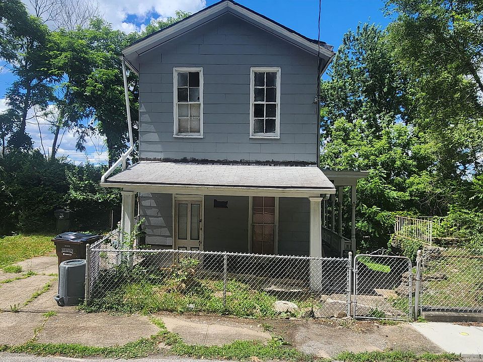 2nd image of 627 Brooklyn Ave