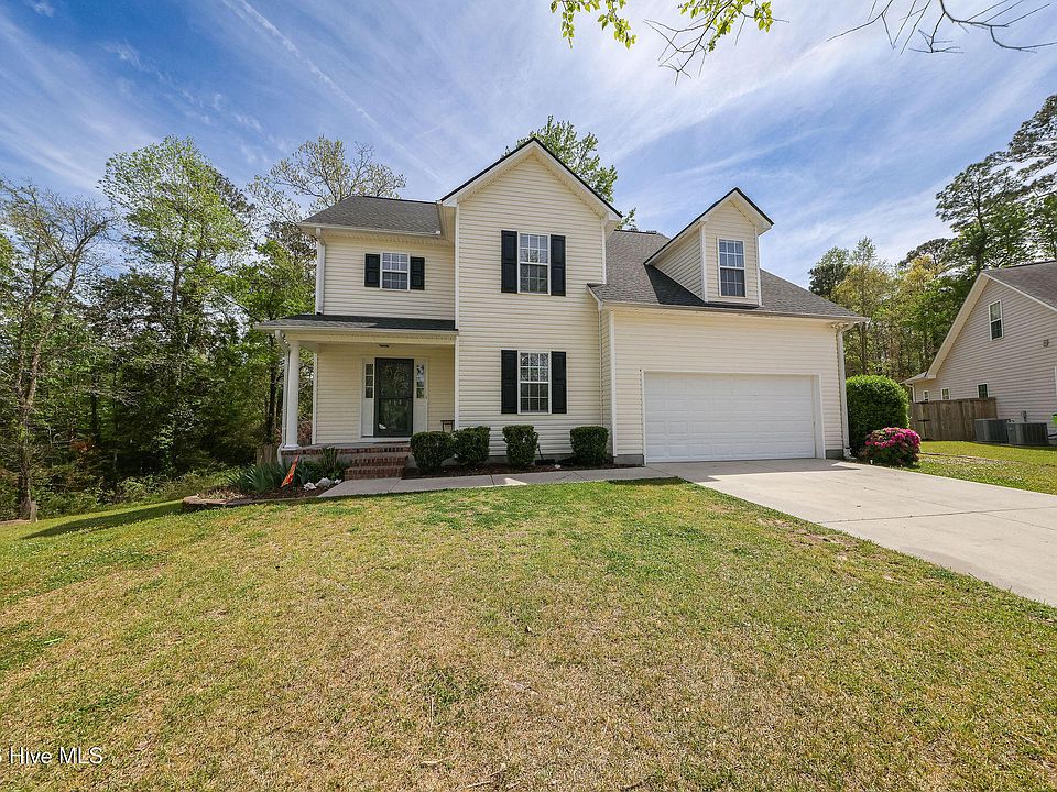 1st image of 318 Dove Field Court SE
