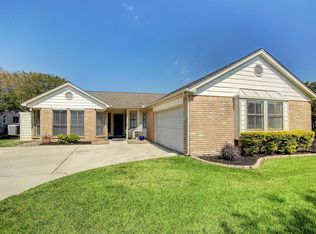 11626 Briar Rose Dr, Houston, TX 77077