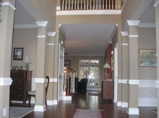 202 Forest Run Pl, Cary, NC 27518