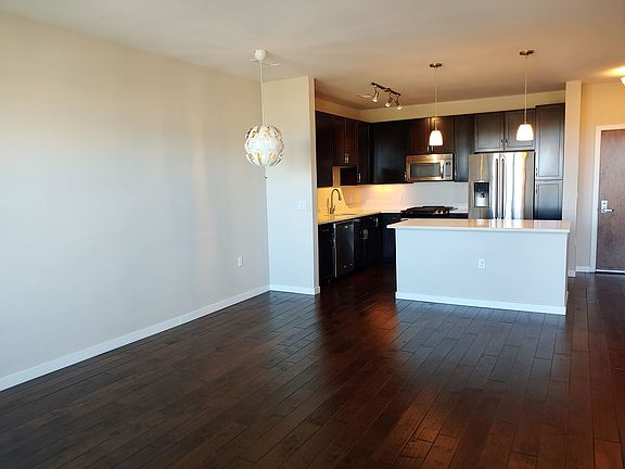 2nd image of 13598 Via Varra Rd #405