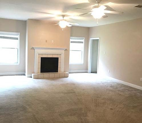 5th image of 16171 Walker Farm Ln