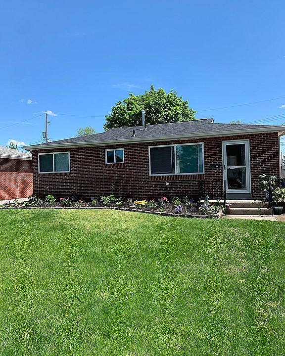 2nd image of 672 Scriven Ave
