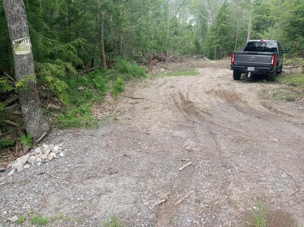 848 Old Stage Road, Woolwich, ME 04579