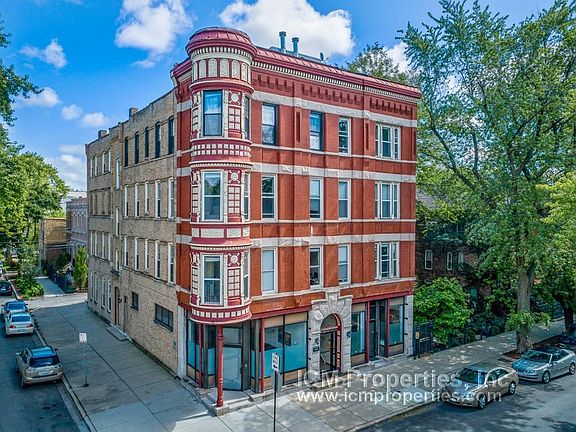 5th image of 2049 N Hoyne Ave #3