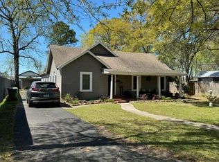 216 S William Barnett Ave, Cleveland, TX 77327