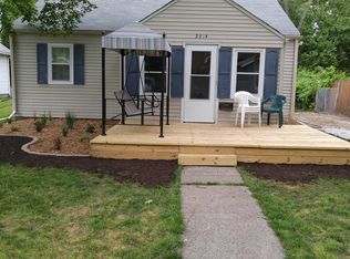 2814 Lyon St, Des Moines, IA 50317