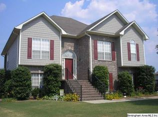 203 Heather Ridge Cir, Pelham, AL 35124