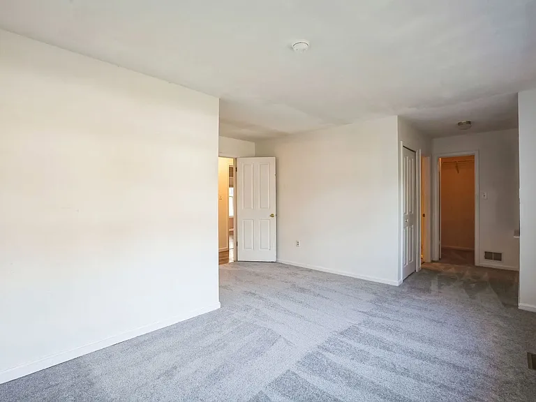 21423 Lee Dr — Photo 7