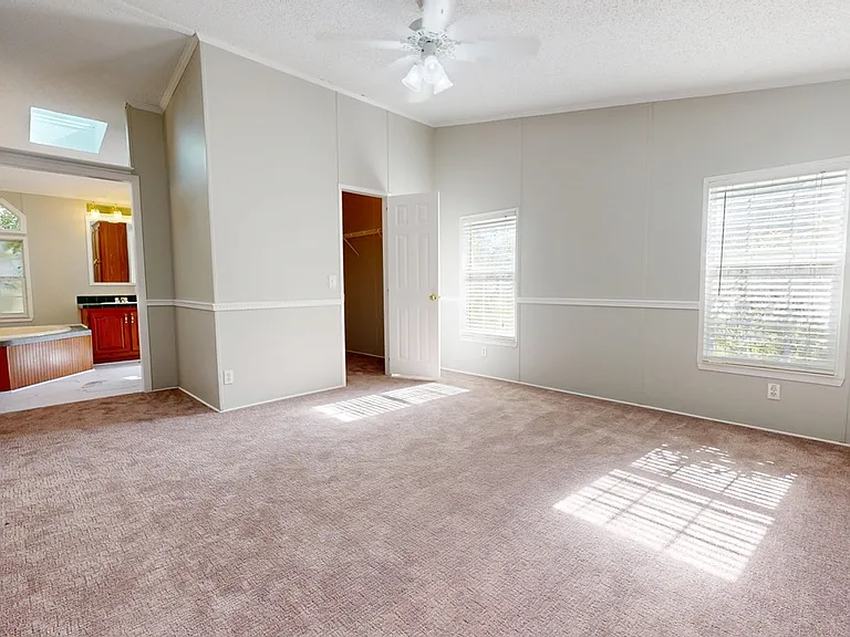 6498 Central Ave — Photo 17