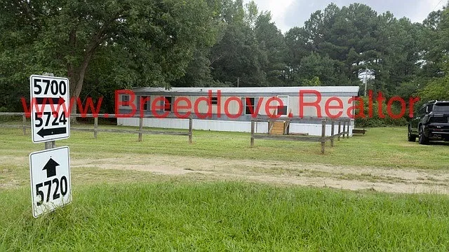 5700 Stone Whitley Rd