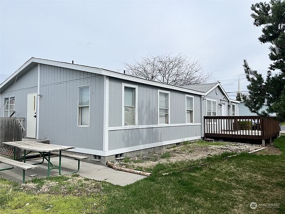 2nd image of 900 N Grape Drive #16