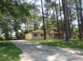 106 Foxfire Dr, Dothan, AL 36301