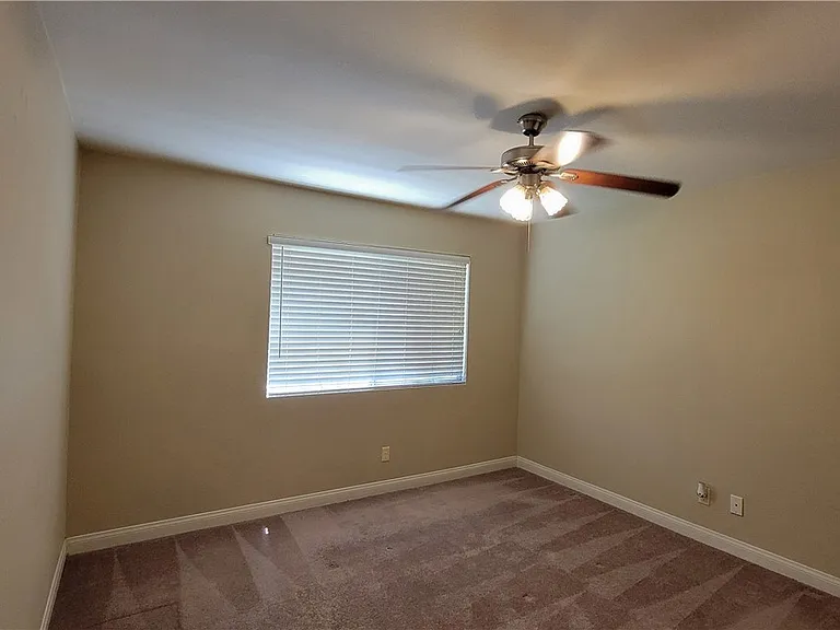 2750 S Durango Dr #2020 — Photo 7