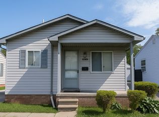 13878 Toepfer Rd, Warren, MI 48089