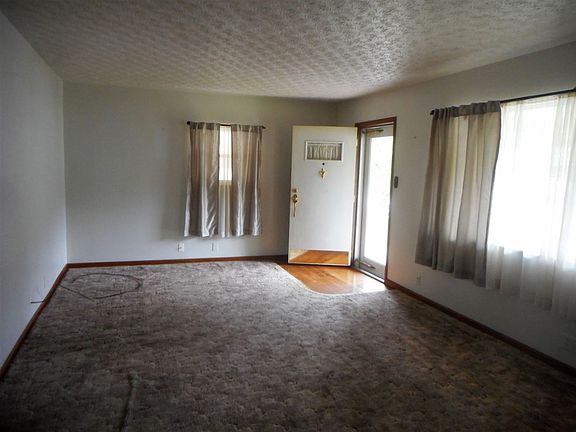 2nd image of 81 Township Road 1096
