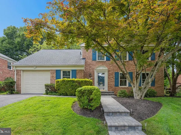 1104 Fallsmead Way, Rockville, MD 20854