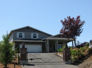 1589 Panoramic Loop, Grants Pass, OR 97527