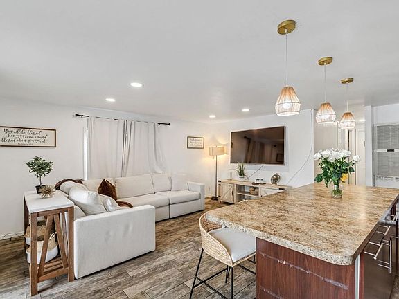 4th image of 10250 Prospect Ave Space 38